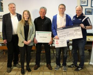 Preisträger mit Edgar Pakai_nsw